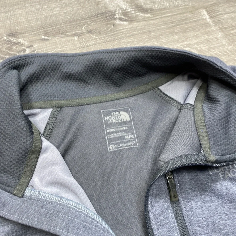 The North Face FlashDry Quarter Zip Pullover Mens Medium Grey Athletic Hiking